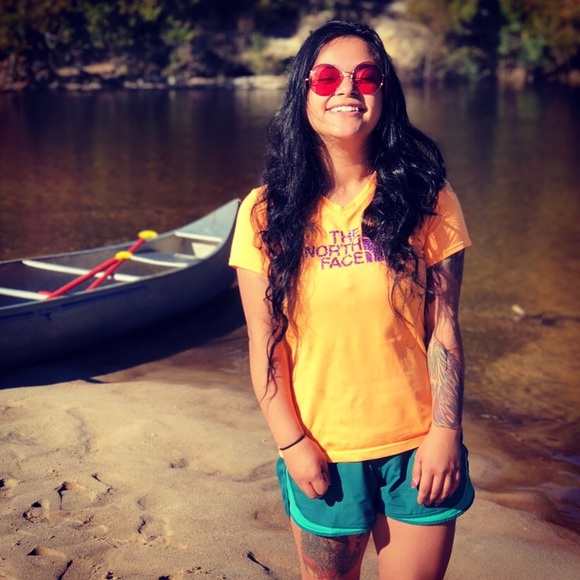 Meet your Posher, Mariah - Picture 1 of 1